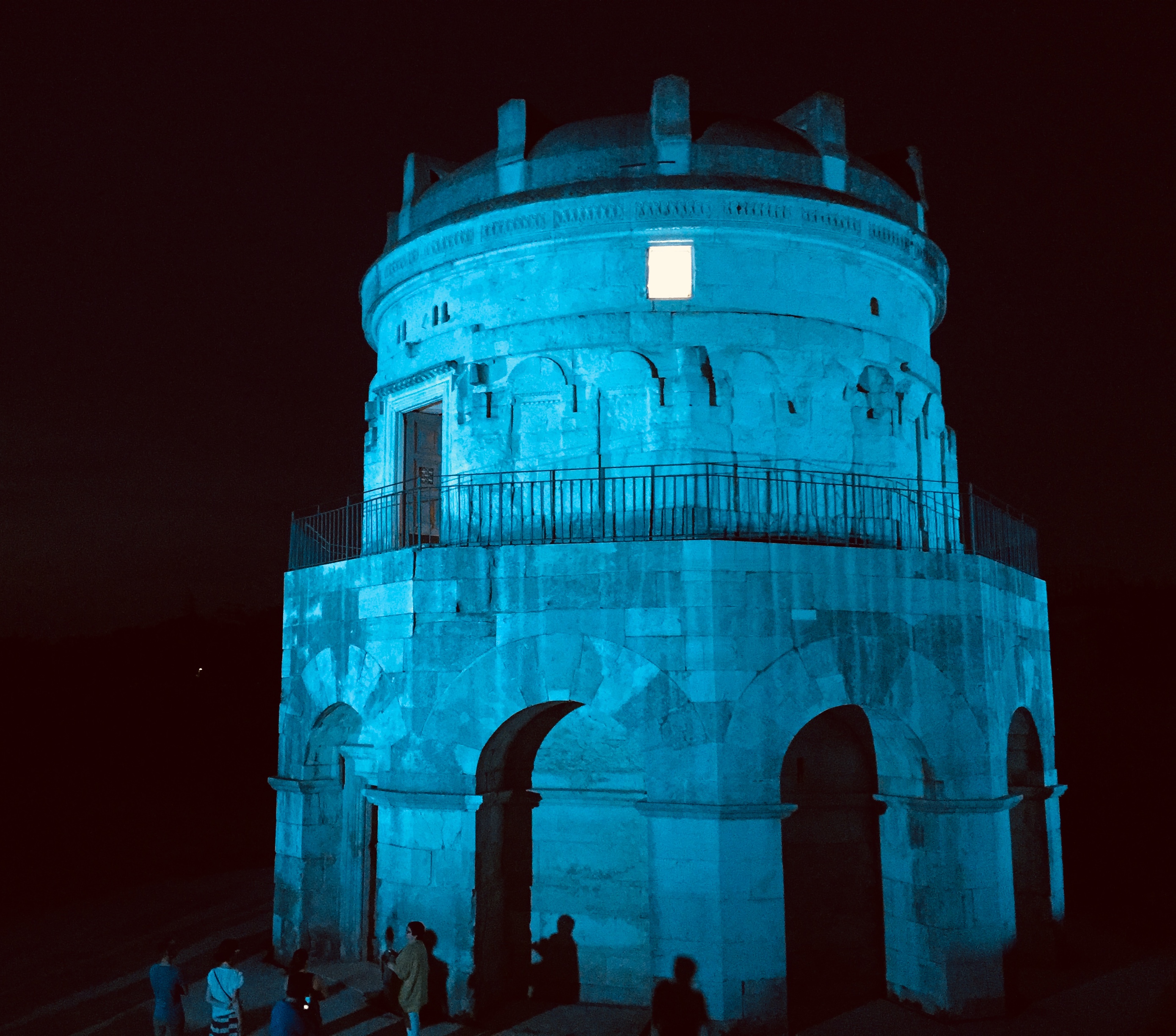 Apertura serale straordinaria del Mausoleo di Teodorico in occasione delle Celebrazioni dantesche